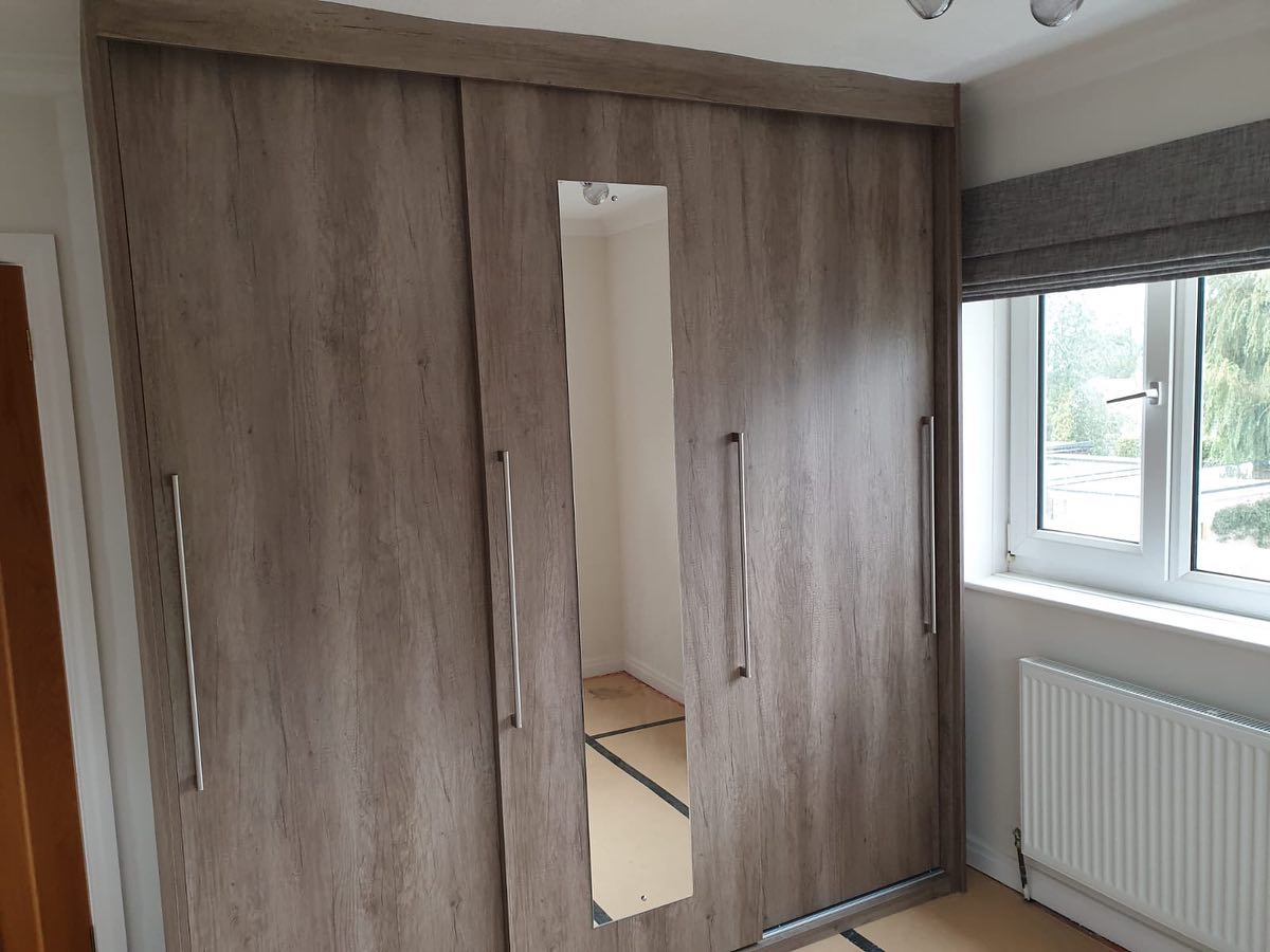 Sliding Wardrobes | Floor To Ceiling Fitted Furniture